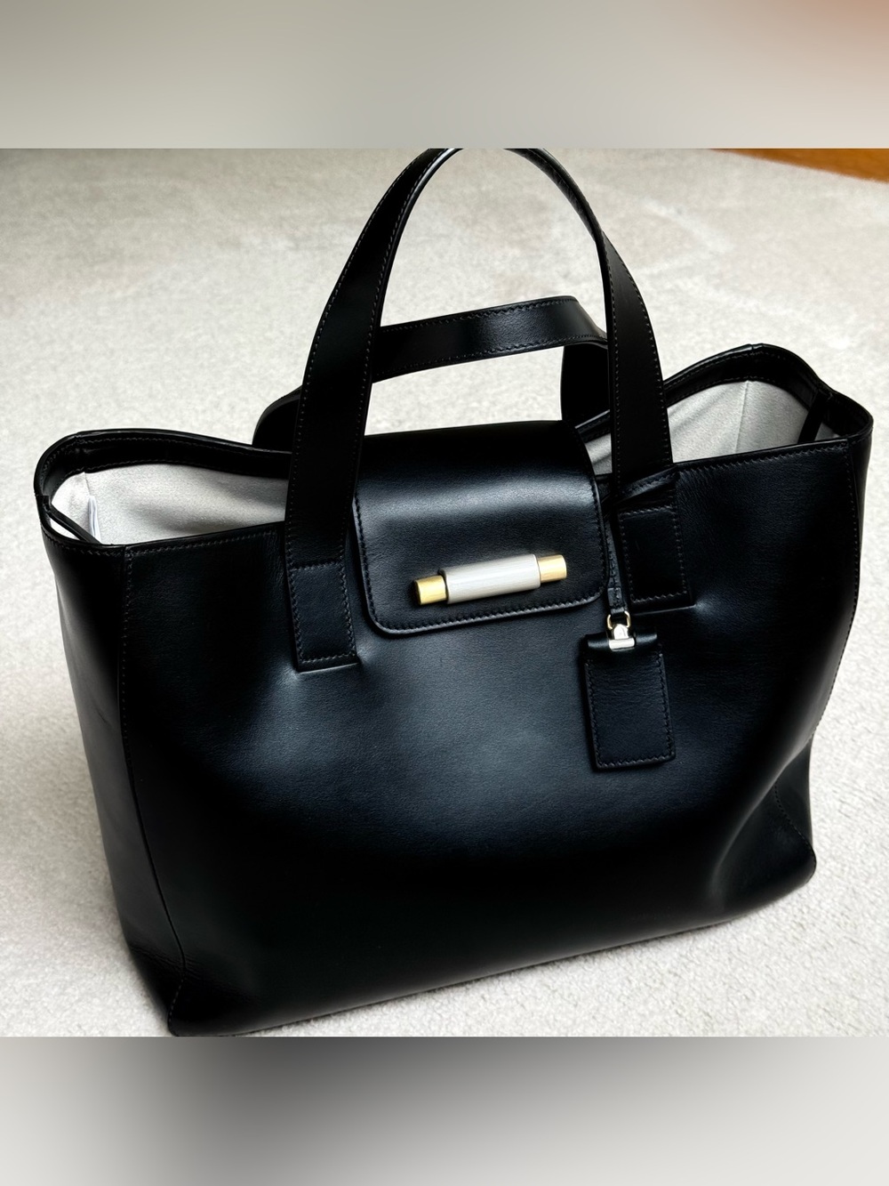 Tumi Tote Leather Handbag Pavia Italy Collection